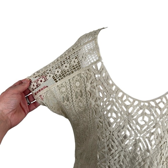 XCVI Crochet Knit Top Medium Cream Bohemian Boho Open Weave Sheer Lightweight - Picture 7 of 13